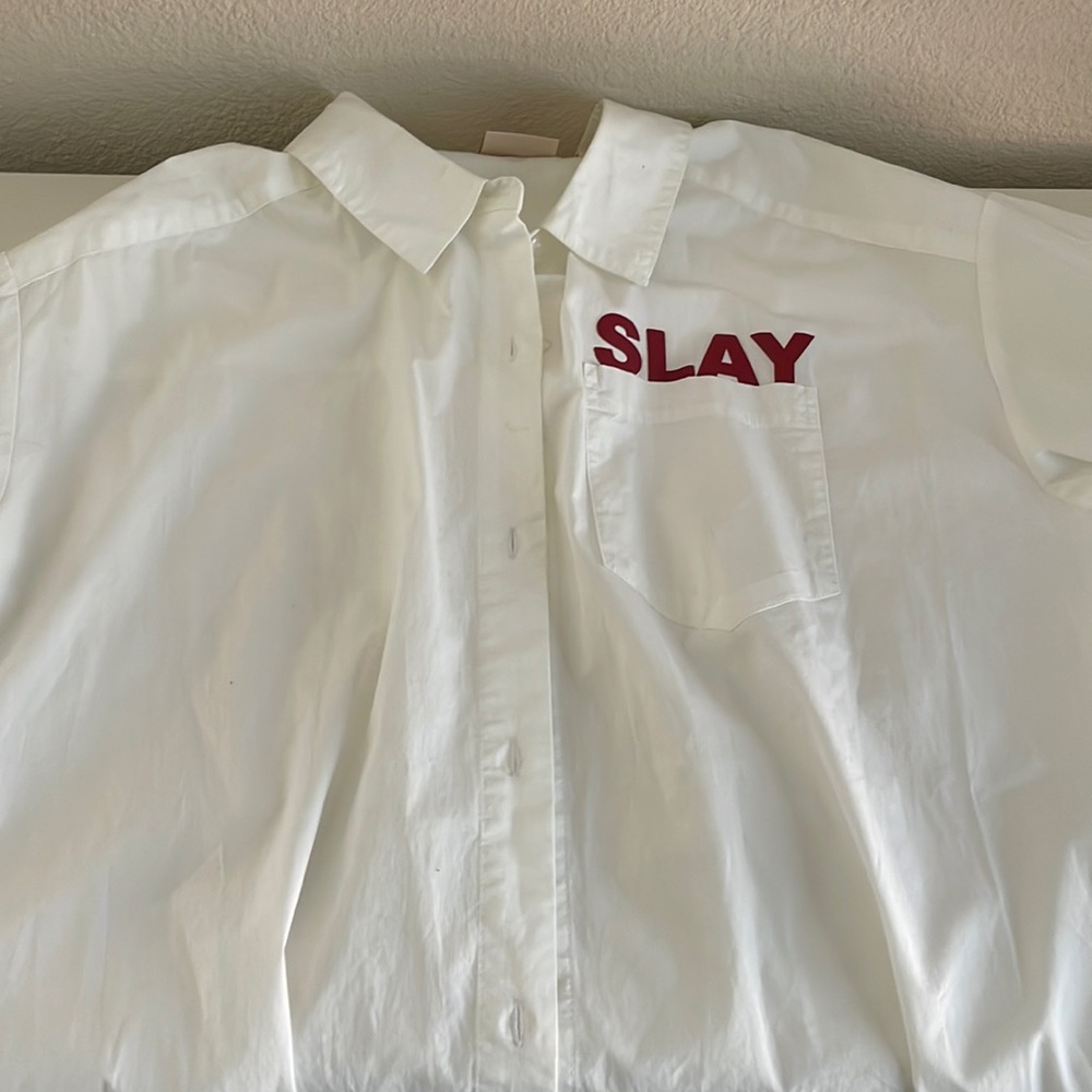 Serena Williams brand new button down SLAY